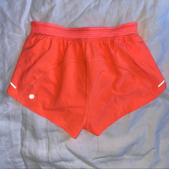 LULULEMON Shorts // Split Second in Grapefruit - Picture 6 of 10